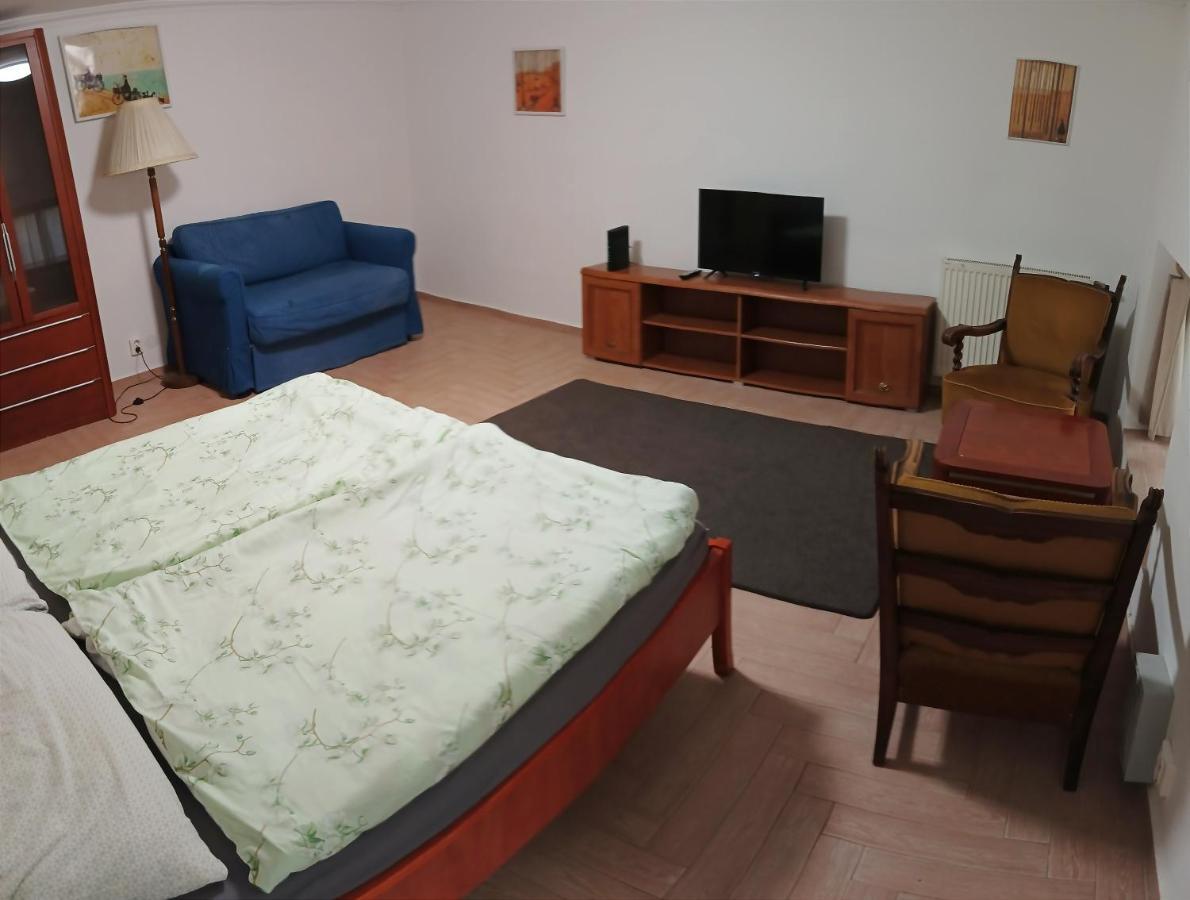 Sarahome4 Center Szegedin Exterior foto