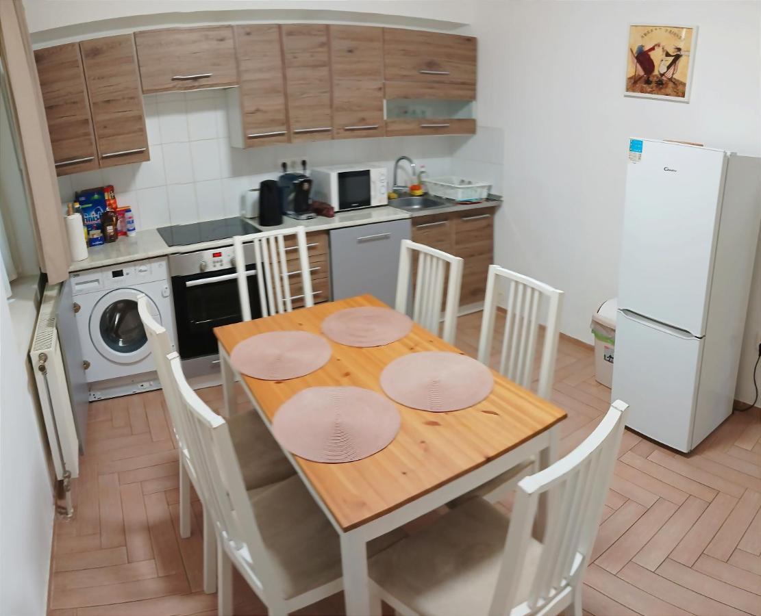 Sarahome4 Center Szegedin Exterior foto